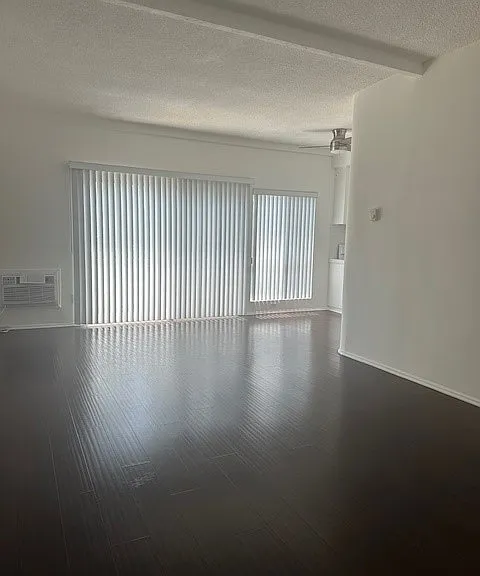 1409 Midvale Ave — Photo 3