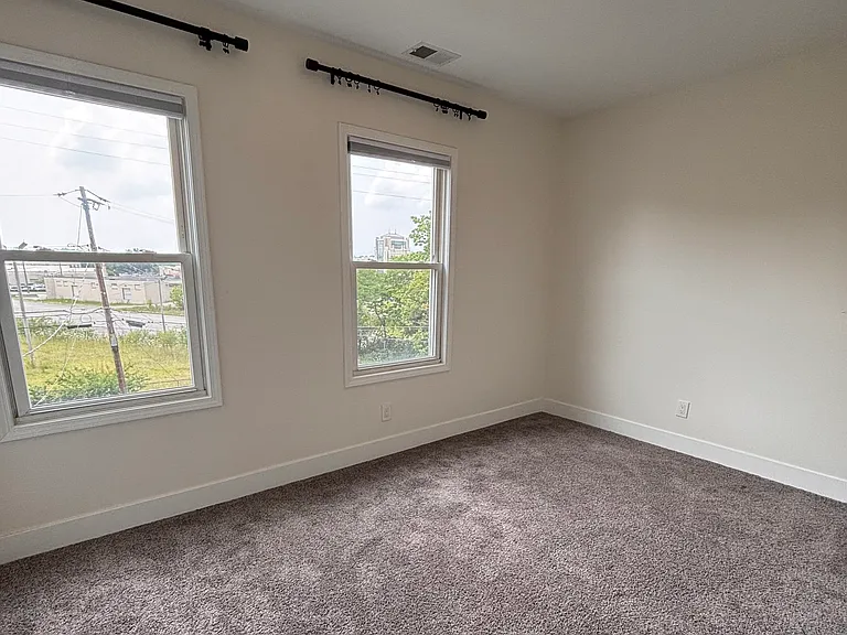 3628 Idlewild Ave — Photo 15