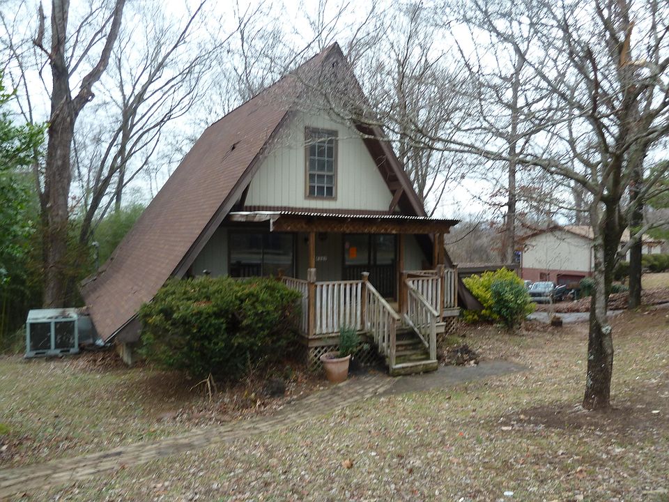1st image of 4327 SE Skyline Dr
