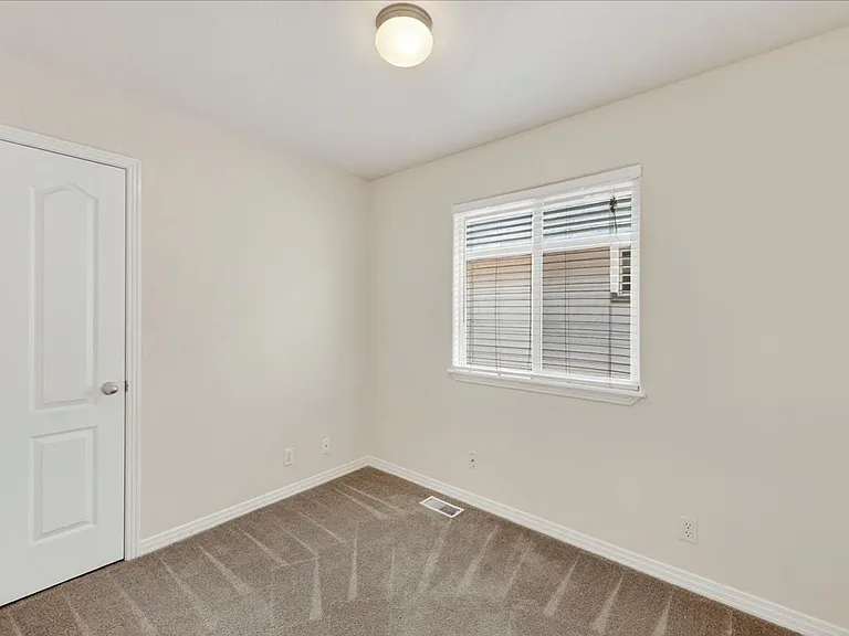 1509 S Euclid Ave — Photo 20