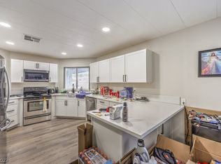 4540 Royal Ridge Ave, Las Vegas, NV 89103