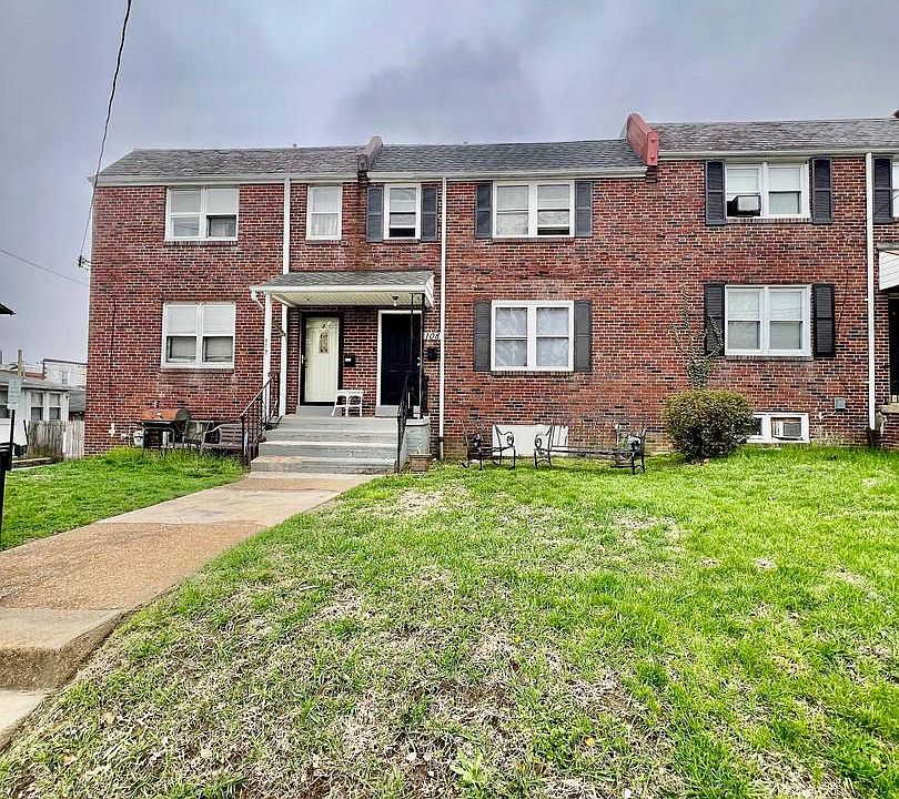 1st image of 108 E 35th St
