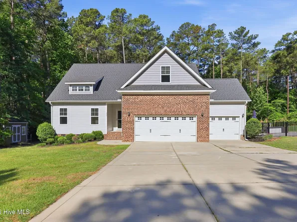 225 Dicks Hill Road, Carthage, NC 28327