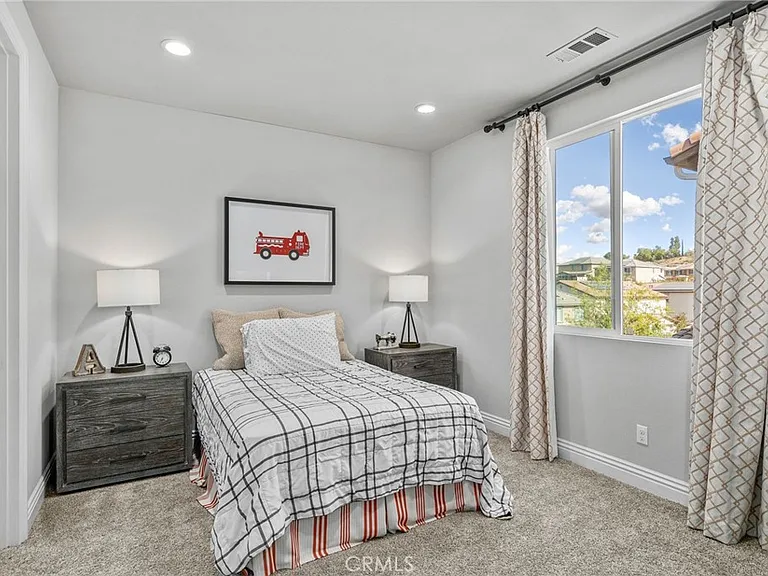 24253 Flora Rd — Photo 37