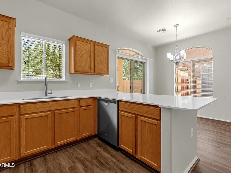 2250 E Deer Valley Rd #80 — Photo 15