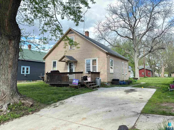 406 N Birch St, Avon, SD 57315