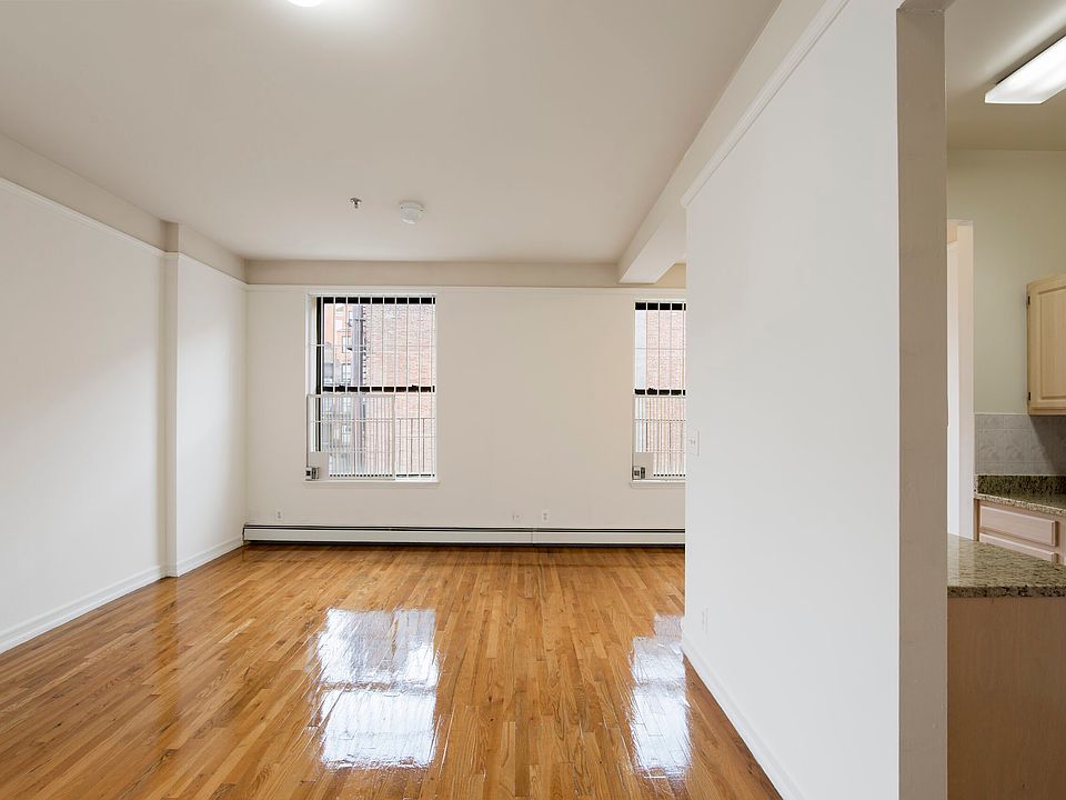 1st image of 270 W 119th St APT 4