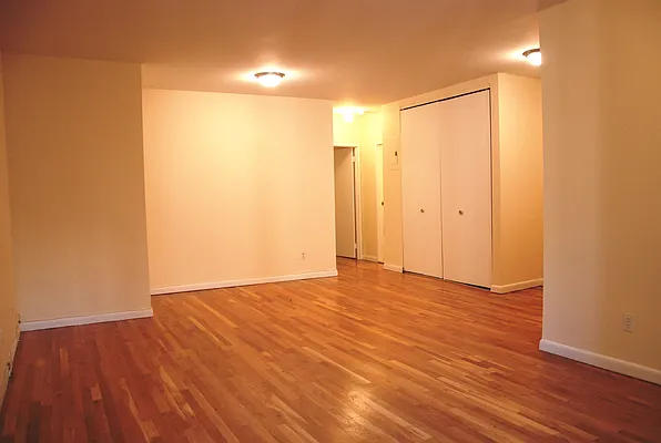 Rented by Corcoran | media 18