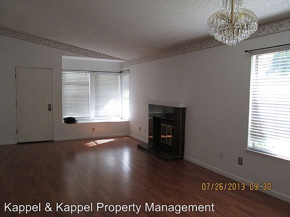 5th image of 243 Dogwood Ct