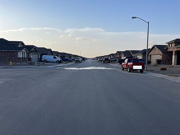 4th image of 8919 Ratliff Ridge Ave