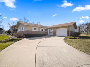 14800 Massasoit Ave, Oak Forest, IL 60452