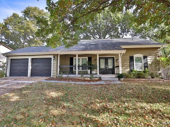 834 Garonne Dr, Manchester, MO 63021