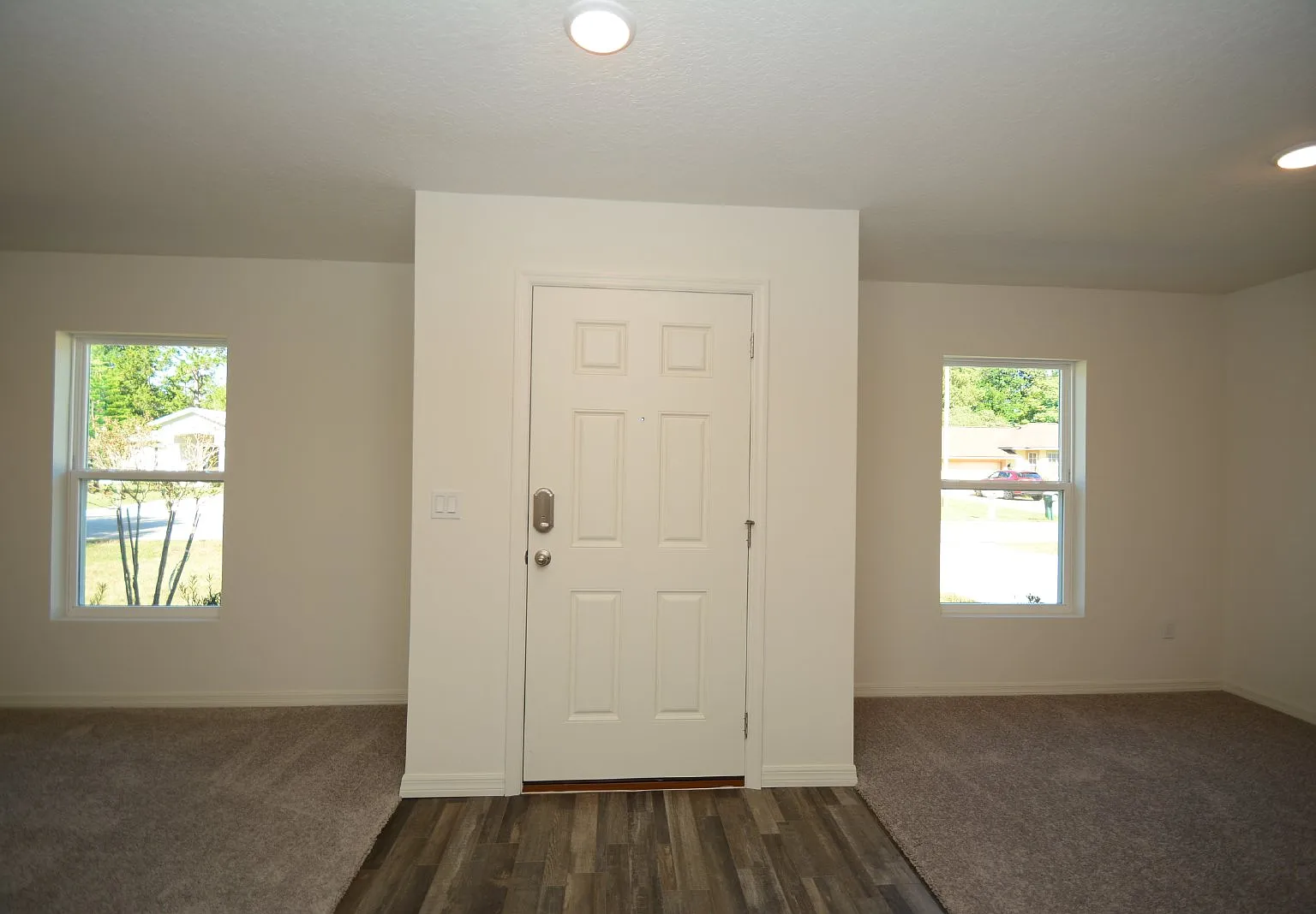 3 bed, 2.0 bath, 1552 sqft, $2,000 — Photo 3