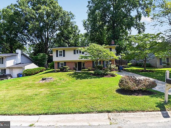 3rd image of 1334 Chilton Dr