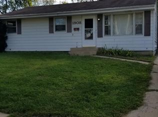 1908 Brownfield Rd, Rockford, IL 61108