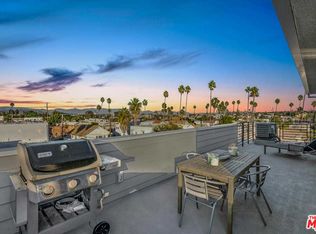 1436 1/2 S Sycamore Ave, Los Angeles, CA 90019