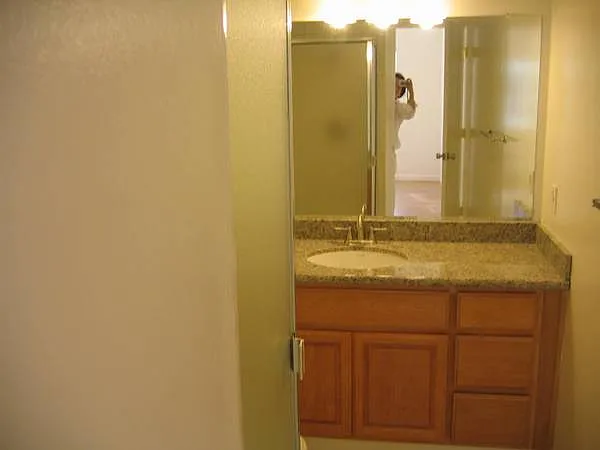 1213 W Washington Ave #1 — Photo 7