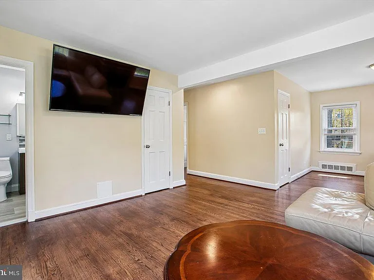 1305 Key Dr — Photo 21