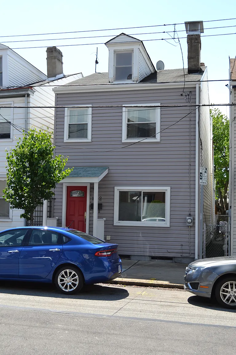 142 S 19th St photo 1