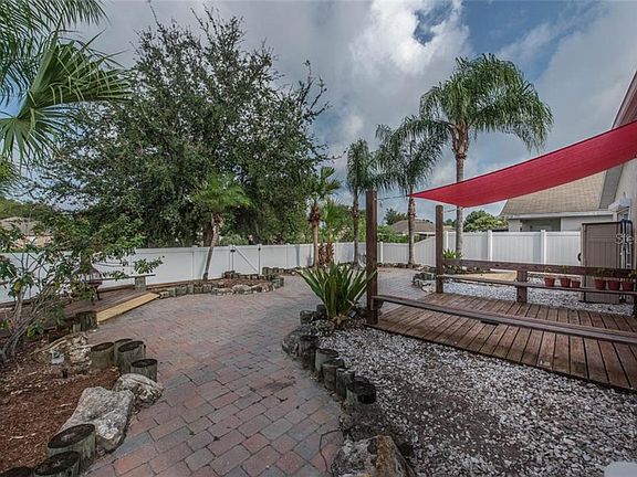 5th image of 10224 Hunters Haven Blvd