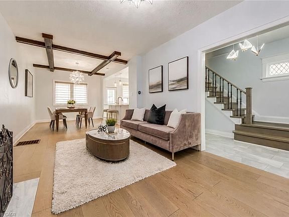 4th image of 108 Runnymede Rd