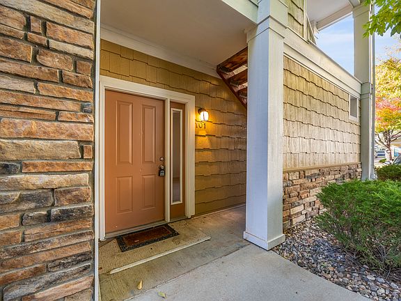 3rd image of 4725 Hahns Peak Dr Unit 101