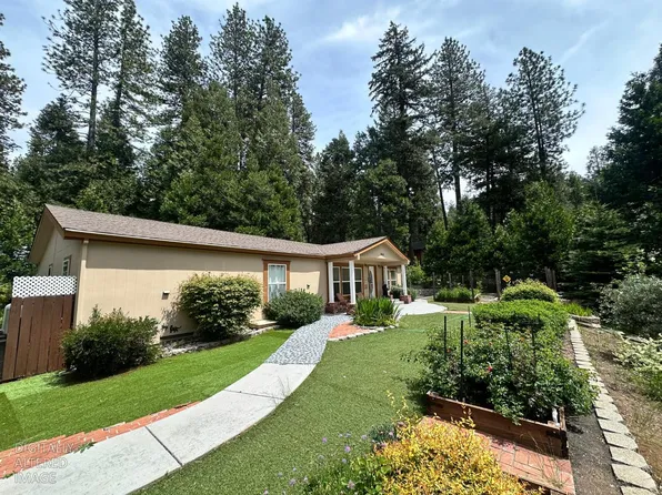 3041 Leaf Cir, Pollock Pines, CA 95726