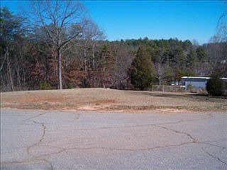 2nd image of 106 N Rhome Ct