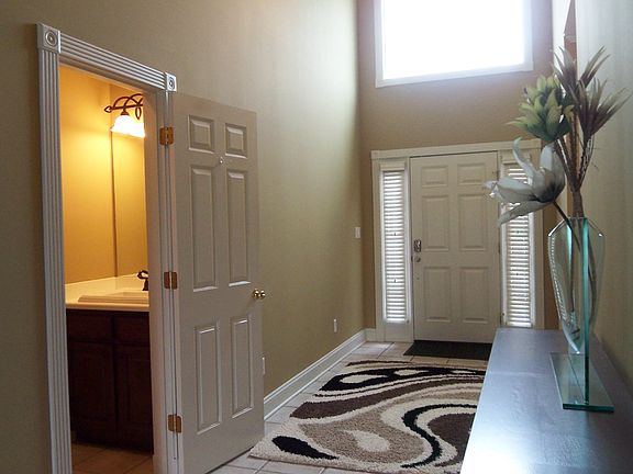 2nd image of 2015 Southwind Cv