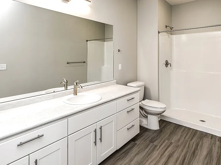 Deerfield Apartments & Chateaus — Photo 35