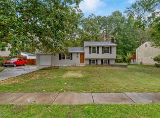 1639 Sunnyacres Rd, Akron, OH 44321