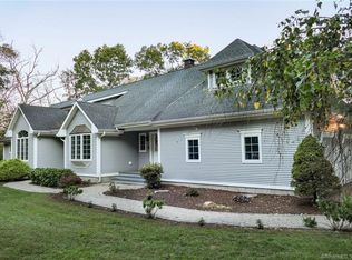 347 Darling Rd, Salem, CT 06420