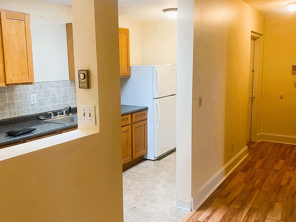 Kitchen and Entry Hallway