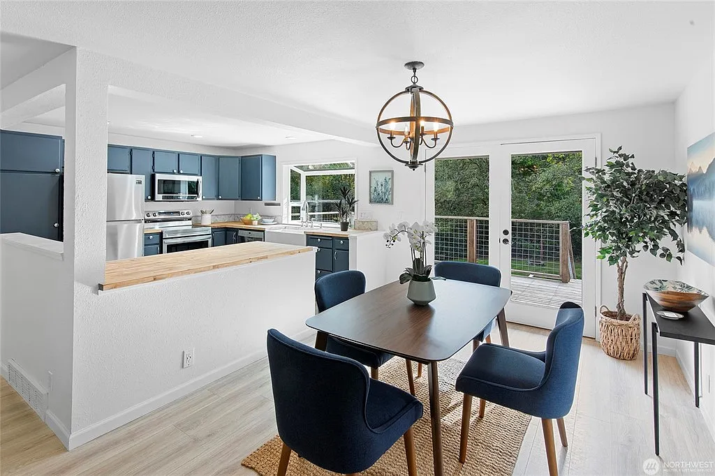 4 bed, 1770 sqft, $6,500 — Photo 1