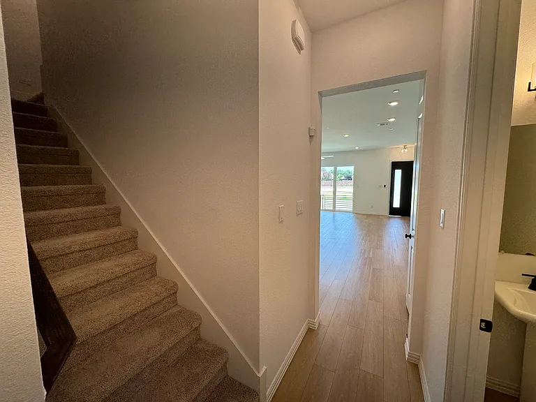 1278 Daybreak Dr — Photo 18