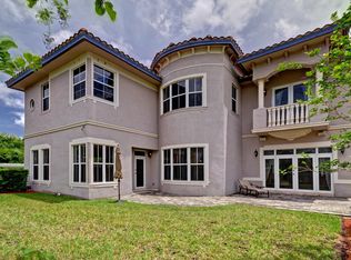 3521 Forest View Cir, Fort Lauderdale, FL 33312