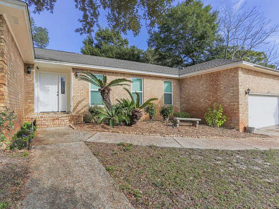4th image of 6822 Lake Charlene Dr