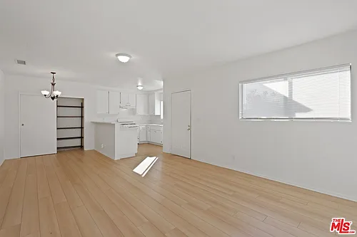 5429 Troost Ave #4 Photo 1