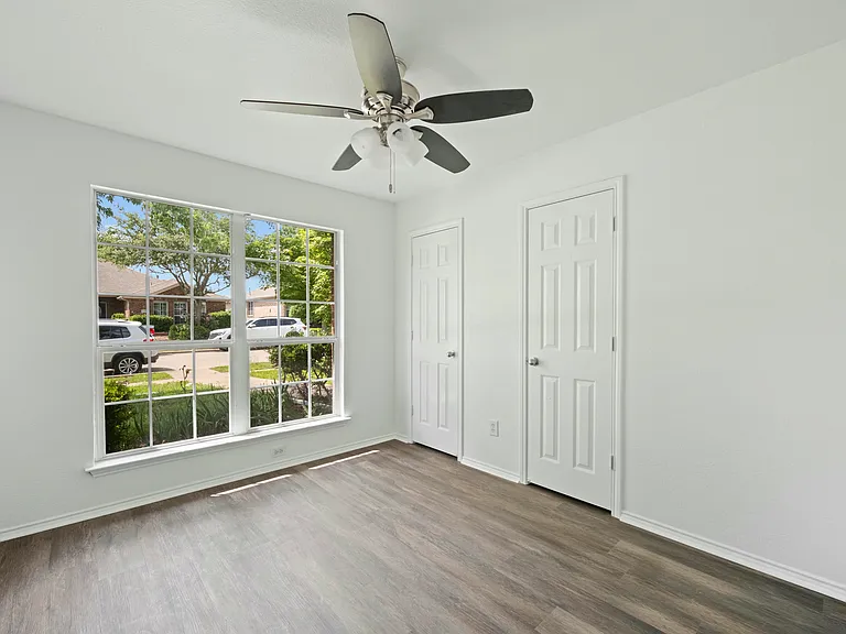 2130 Harvester Dr — Photo 30