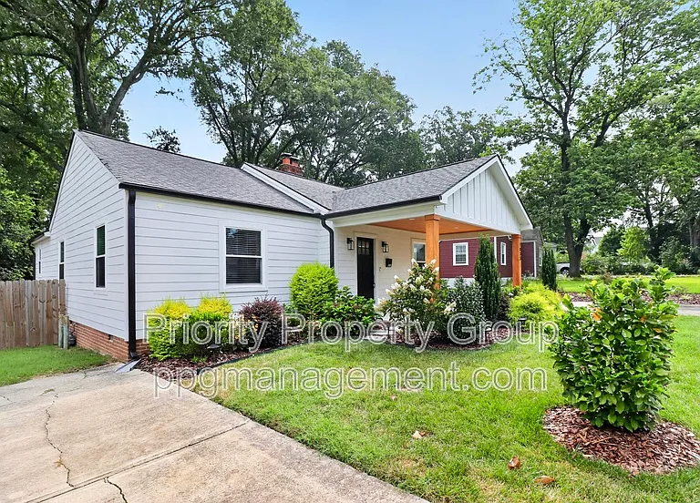 1033 Drummond Ave — Photo 43