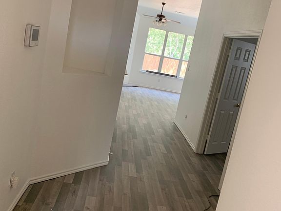3rd image of 8616 Corral Cir