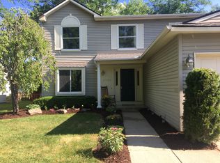 2986 Nottingham Dr, Waterford, MI 48329