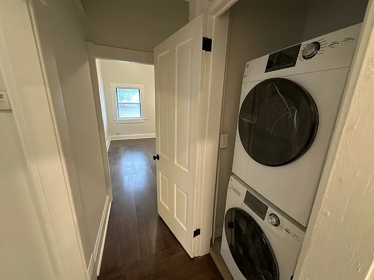 Smith Pl 47 NCR — Photo 19