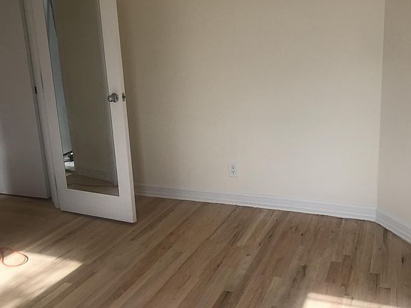 4th image of 1690 E 14th St #D2