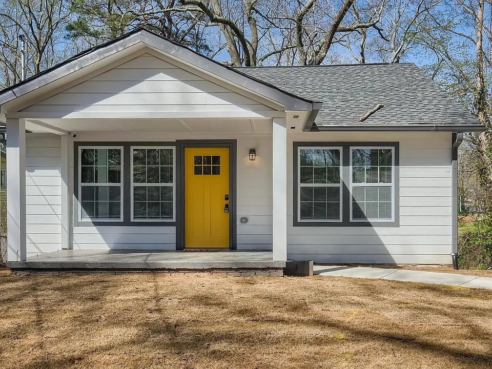 1133 Mayland Cir SW