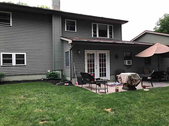 2nd image of 8 Hillcrest Ave
