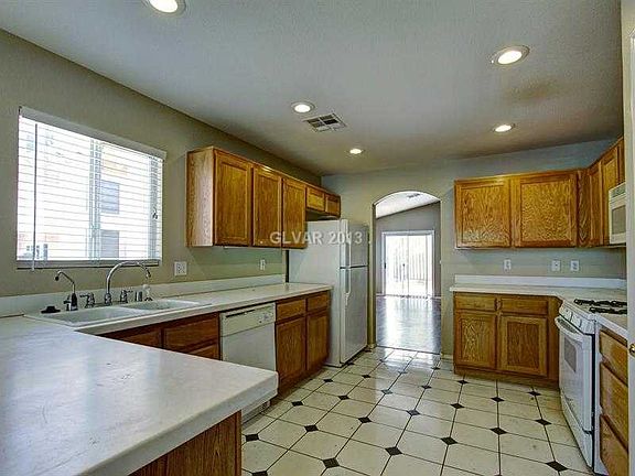 5th image of 9671 N Swaying Elms Ct