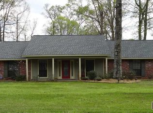 17036 Evergreen Hills Dr, Greenwell Springs, LA 70739