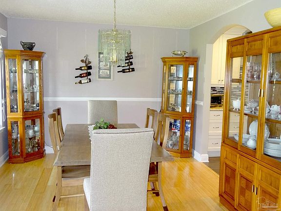 4th image of 321 Bobwhite Dr