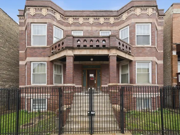 2917 N Kedzie Ave, Chicago, IL 60618